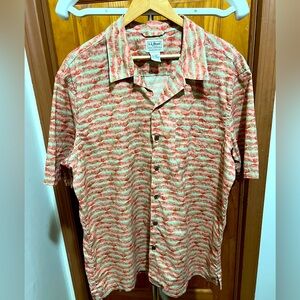 LL Bean Men’s shirt sleeve shirt with pocket good quality shirt NWOT